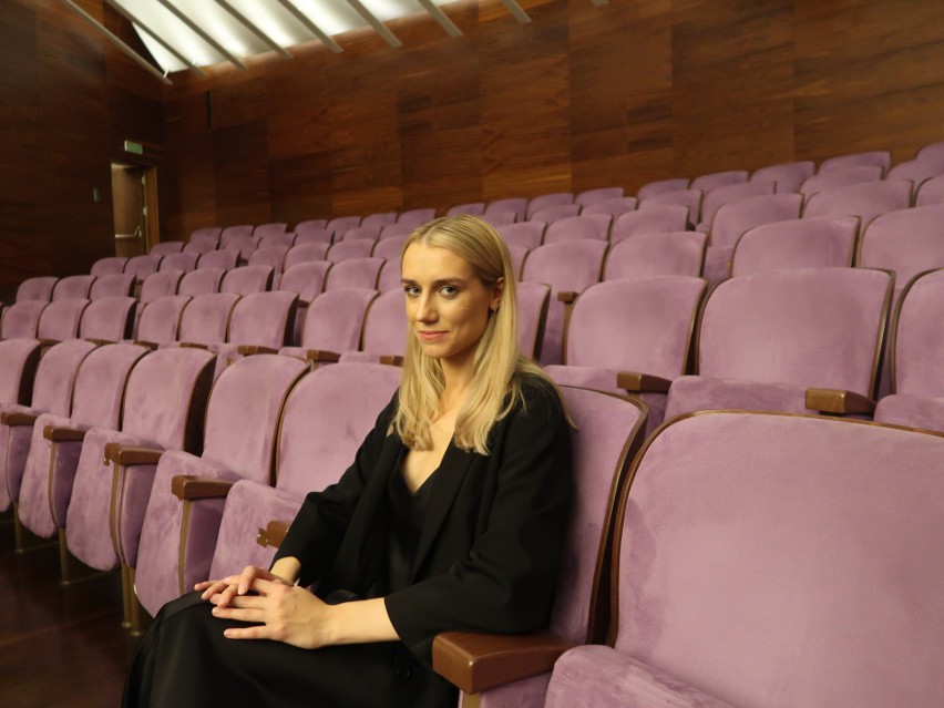 Julia Gintrowska wystąpiła 25 października br. w Filharmonii...
