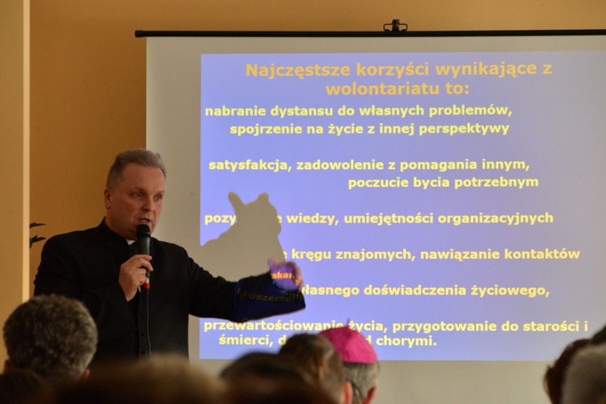 Światowy Dzień Chorego. Modlitwa za chorych i konferencja w kieleckim hospicjum [ZDJĘCIA]