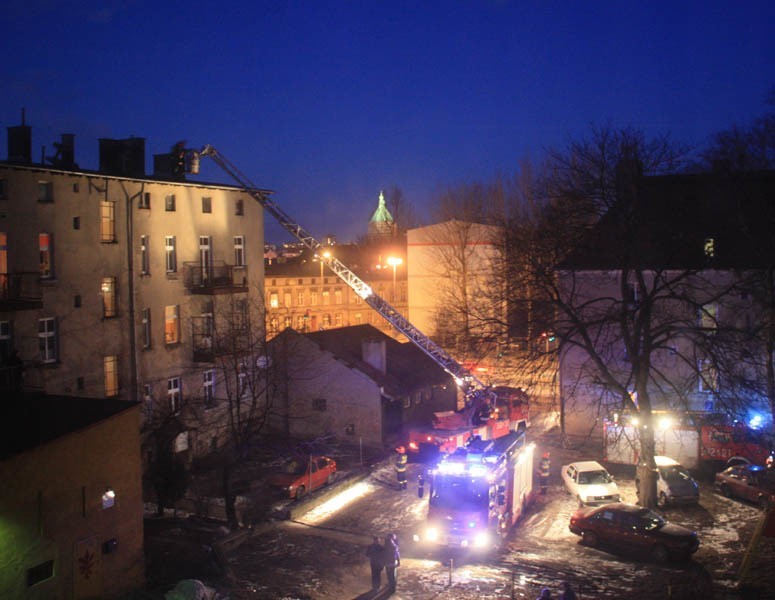 Strażacy z Koszalina wyjeżdżali do zadymienia w mieszkaniach