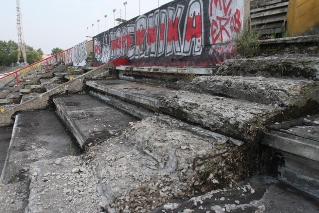 Rozpoczyna się rozbiórka stadionu ŁKS Łódź