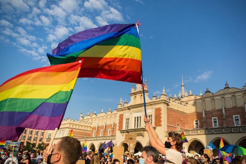 W Krakowie szykuje się eksplozja emocji narastających wokół kwestii LGBT. Dwie manifestacje skrajnych środowisk w tym samym czasie