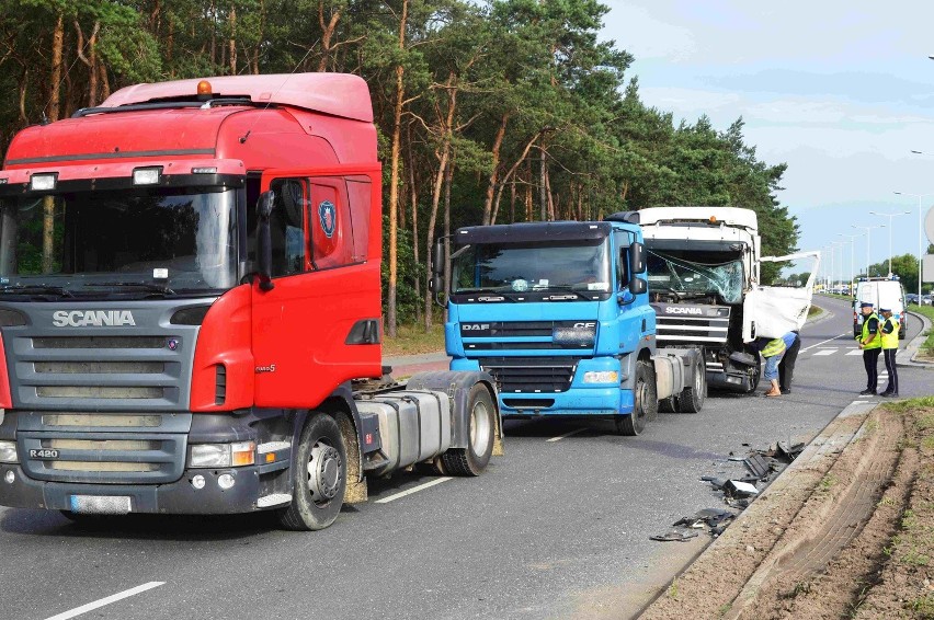 Kierujący ciężarową scanią jadąc w kierunku Włocławka...