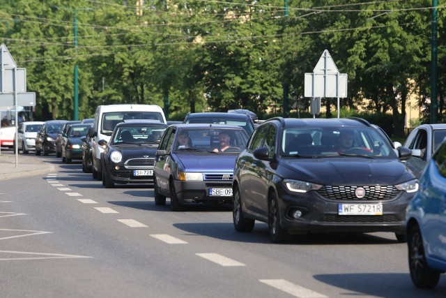 W Przemyślu jest więcej samochodów w przeliczeniu na tysiąc mieszkańców niż w Warszawie