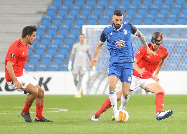 Benfica - Lech: Transmisja na żywo online w internecie i telewizji. Gdzie 3 grudnia 2020 oglądać mecz Benfica Lizbona - Lech Poznań?