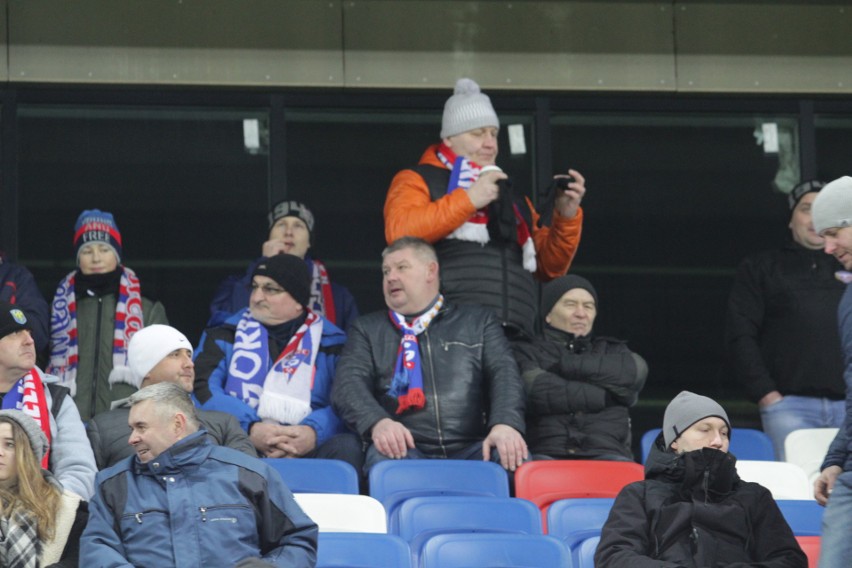 Górnik Zabrze - Wisła Kraków: mimo zimna, na trybunach był...