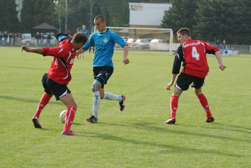 III liga: Warta Sieradz - Omega Kleszczów 0:2 [ZDJĘCIA]