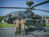 Amerykański szturmowy śmigłowiec przyleciał do Radomia. Tak prezentuje się AH-64 Apache. Zobaczcie zdjęcia