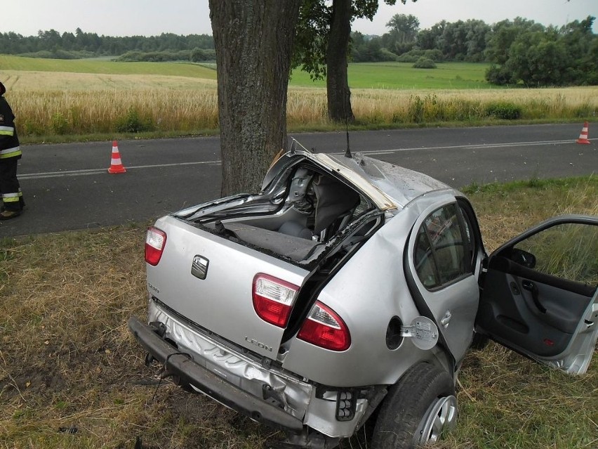 19-letni kierowca seata zginął na miejscu