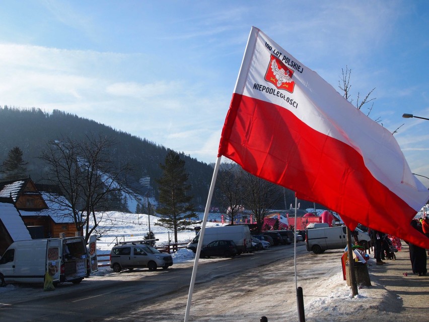 Zakopane. Kibice szykują się na skoki narciarskie [ZDJĘCIA]