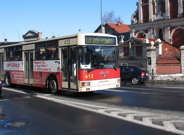 Czerwony z białym elementem &#8211; taka kombinacja kolorów autobusów zwyciężyła w ankiecie przeprowadzonej przez przemyski Miejski Zakład Komunikacji.