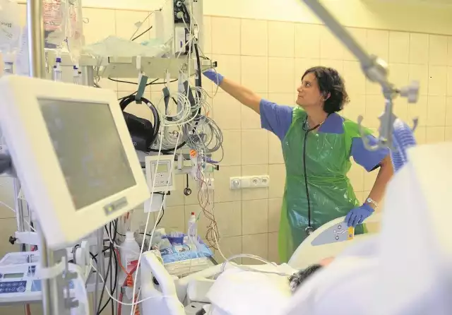 Wojewódzki Szpital Zespolony im. L. Rydygiera w Toruniu też szuka  specjalistów w dziedzinie anestezjologii i intensywnej terapii (na zdjęciu oddział). 15 czerwca lecznica ogłosiła konkurs.