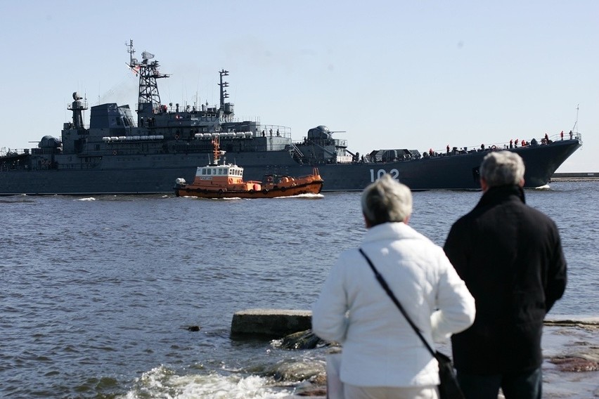 Rosyjski okręt w Świnoujściu