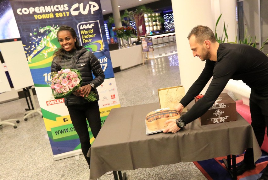 W Gdańsku wylądowała... Genzebe Dibaba, srebrna medalistka IO w Rio de Janeiro [ZDJĘCIA]