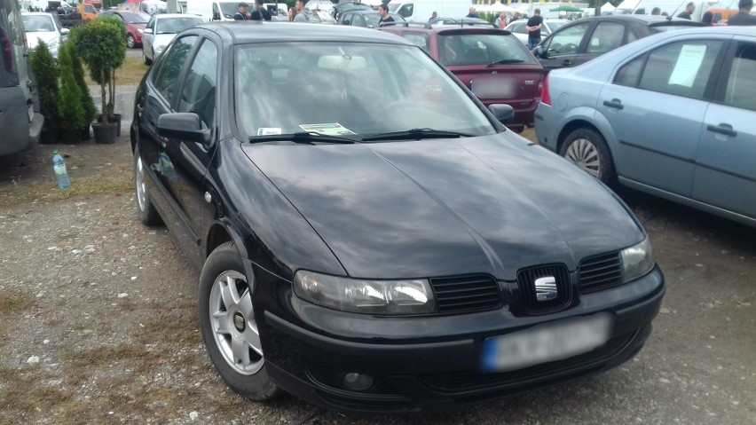 Seat Leon z 2000 roku. Silnik benzynowy o poj. 1,6 i mocy...