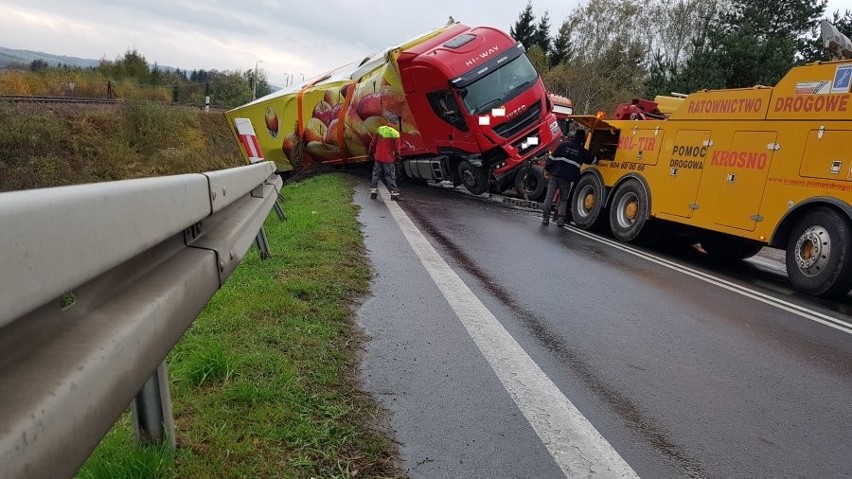 W środę przed godz. 22, kierujący iveco wraz z naczepą,...