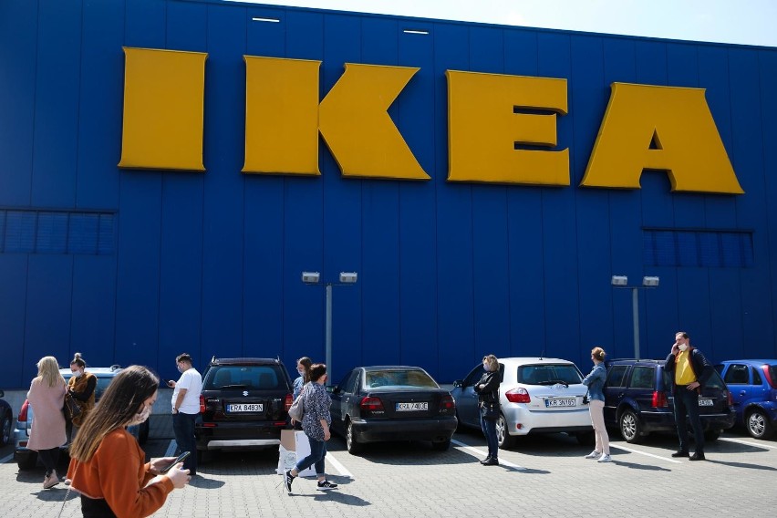 Kraków. Tłumy ruszyły na zakupy do sklepu IKEA [ZDJĘCIA]  