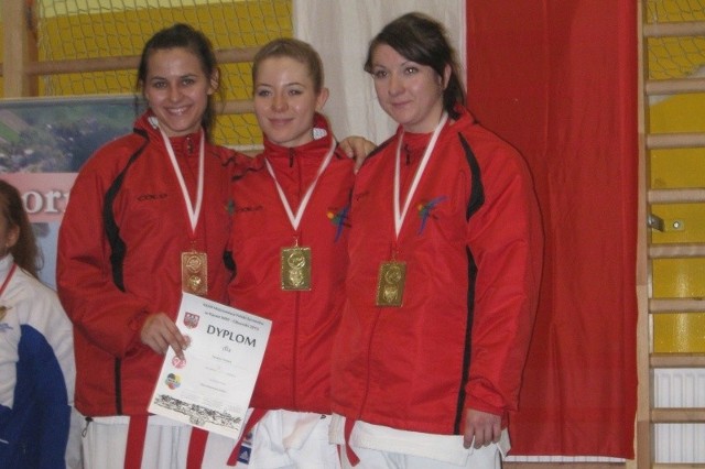 Drużynowe mistrzynie Polski (od lewej): Natalia Brudniak, Katarzyna Dubel (również złoto indywidualnie), Daria Siuda-Trojniak.