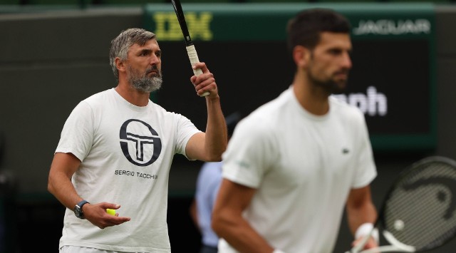 Wielki Goran podczas sesji treningowej z Djokoviciem przed tegorocznym Wimbledonem