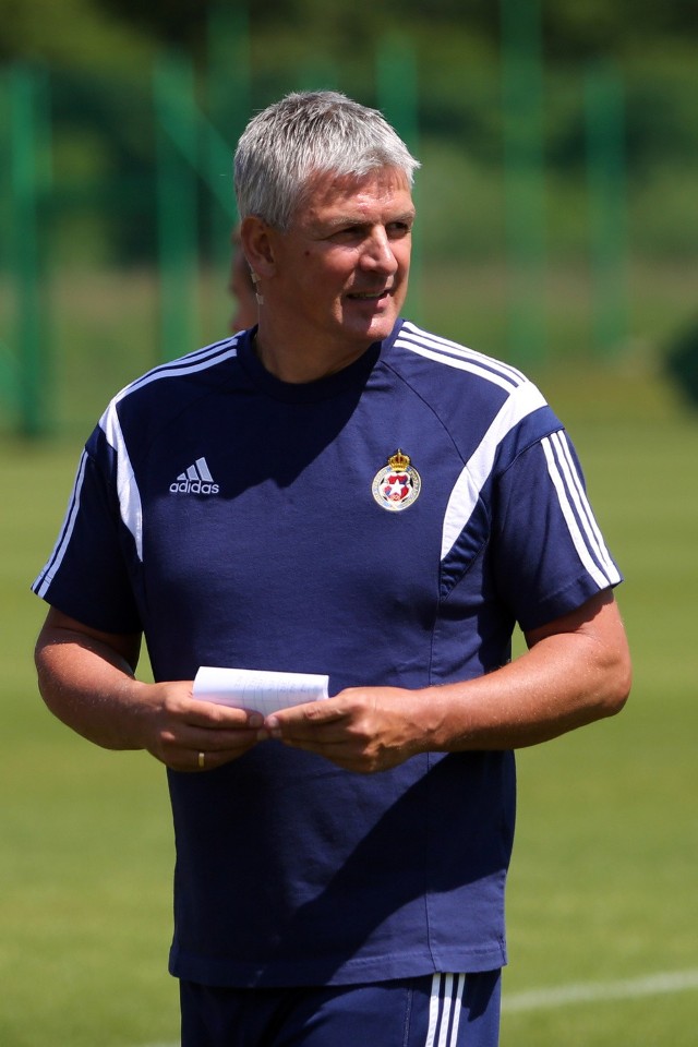 Trener Dariusz Wdowczyk