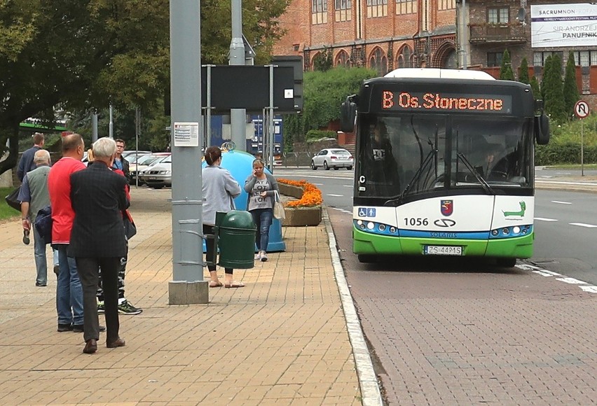 Szczecin: Autobusy pospieszne zawieszone. Są protesty [SONDA]