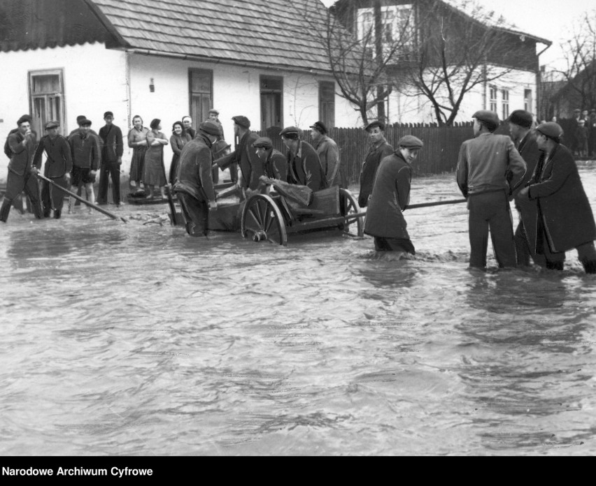 Powódź w Sanoku
1939 - 1945