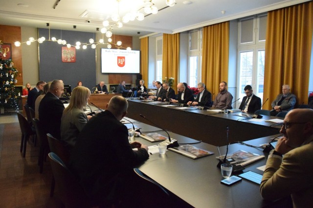 Podczas czwartkowej sesji Rady Miasta Pruszcz Gdański radni uchwalili budżet na rok 2024