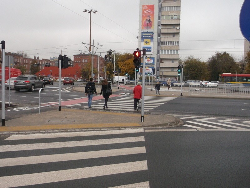 Nowe przejście dla pieszych przy placu Strzegomskim już...