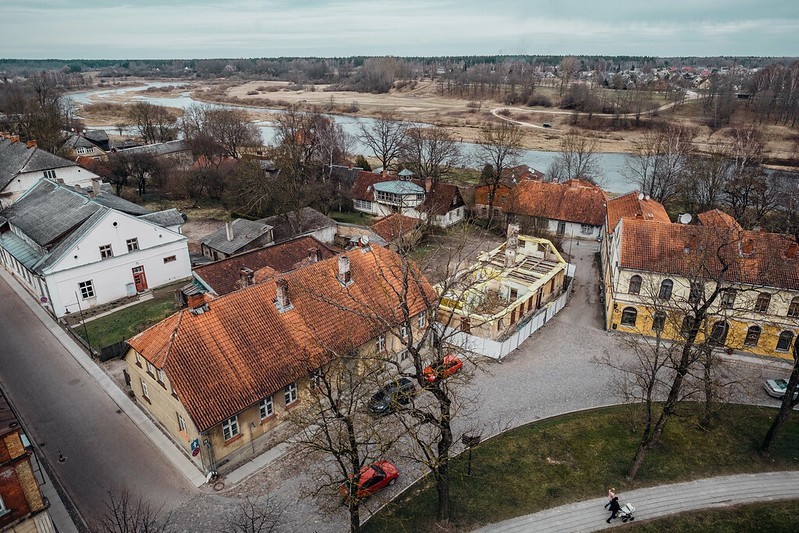 Kuldyga to niewielkie miasteczko w zachodniej części Łotwy....
