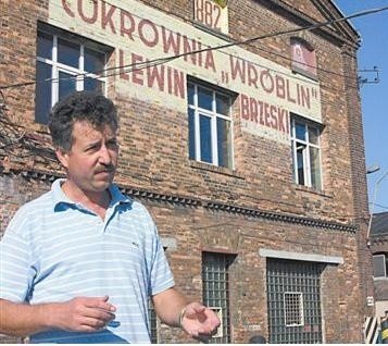 Do produkcji prądu wykorzystamy część budynków i urządzeń z dawnej cukrowni - mówi Wojciech Wilento. (fot. Jarosław Staśkiewicz)