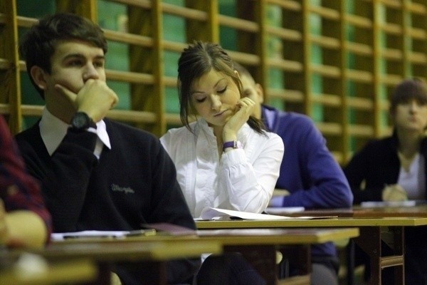 Matura 2015. Zobacz jak będzie wyglądać matura z chemii. Rozwiąż test [TEST, ODPOWIEDZI]