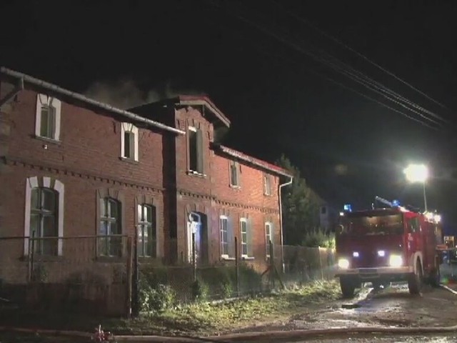 Dwie osoby zginęły, a jedna została poszkodowana w pożarze budynku mieszkalnego w Polnicy koło Człuchowa.