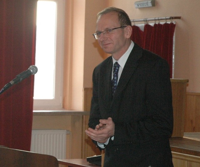 W głosowaniu radni uznali skargę na działalność przewodniczącego rady miejskiej Piotra Antkowiaka za bezzasadną.