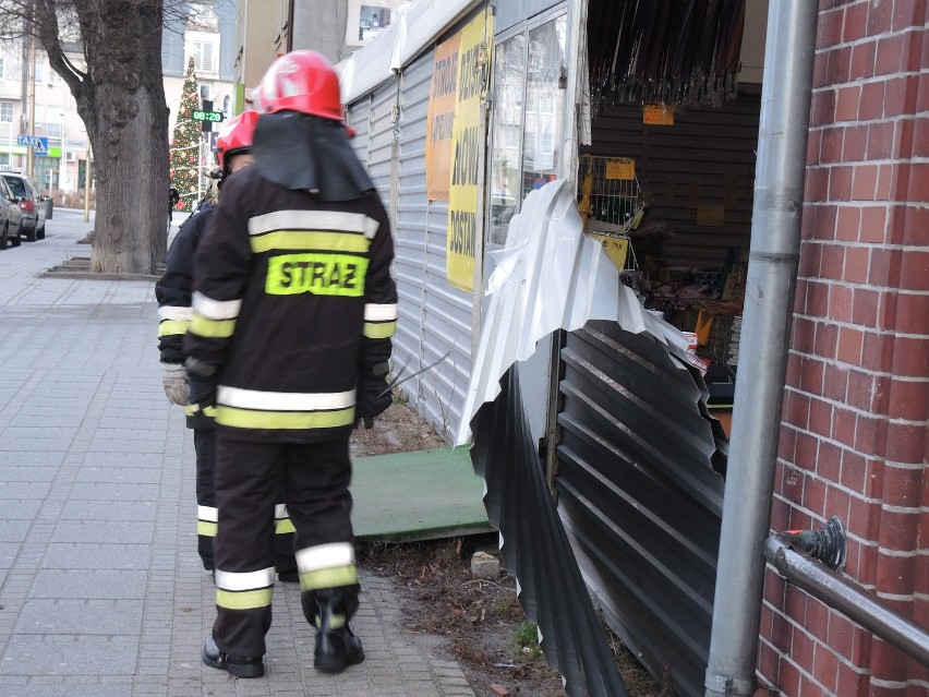 Silny wiatr nad morzem. Zobacz, co dzieje się w Świnoujściu