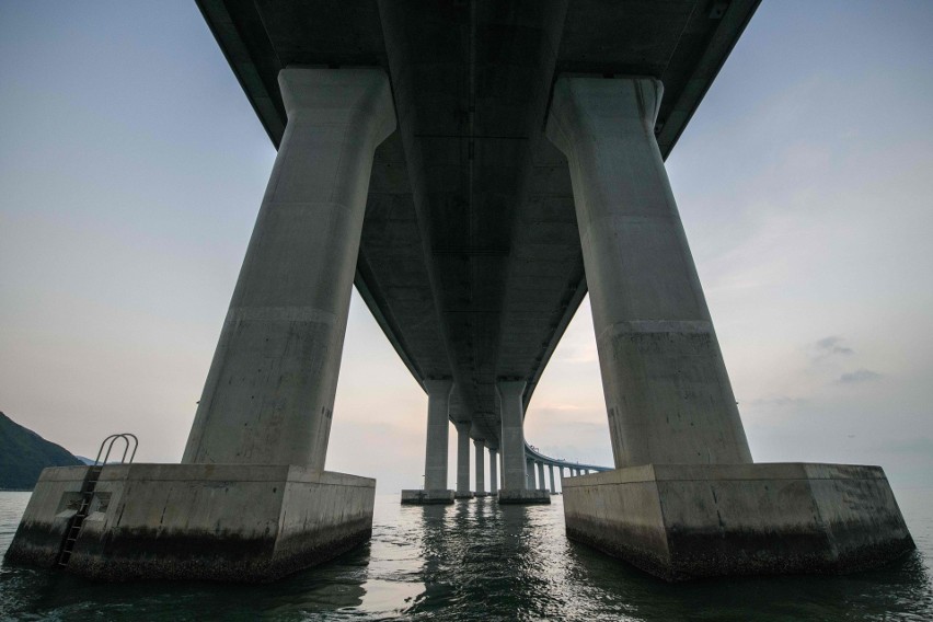 Najdłuższy most świata łączący Makau, Zhuhai i Hongkong