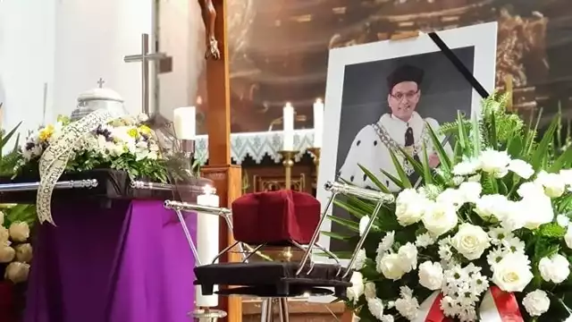 Pogrzeb Marka Tukiendorfa odbył się 25 lipca 2019 roku. Urna z jego prochami spoczęła na cmentarzu w Czarnowąsach. Rektor politechniki miał 55 lat.