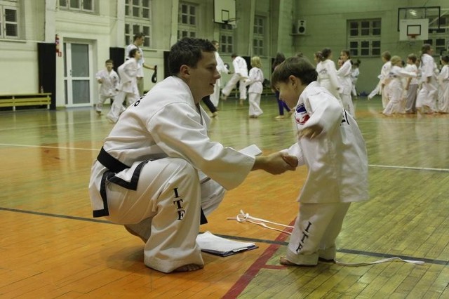 Treningi Taekwondo dzieci rozpoczynają bardzo wcześnie.