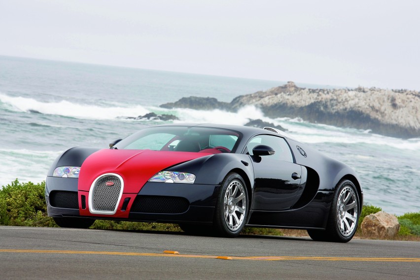 BUGATTI VEYRON...