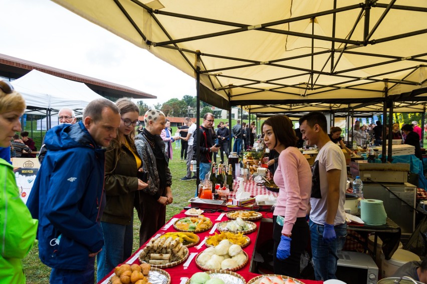 Wege Festiwal w Krakowie. Najlepsza kuchnia bezmięsna pod Wawelem [ZDJĘCIA]