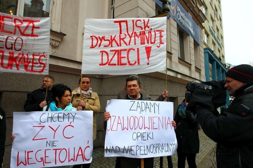 Rodzice niepełnosprawnych dzieci protestowali w Poznaniu