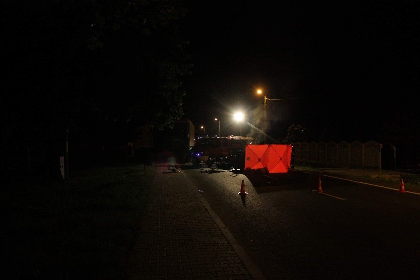 Wypadek w Zawierciu-Żerkowicach: Kierowca zginął na miejscu
