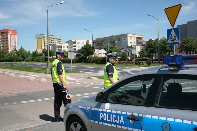 Radomscy policjanci pilnują bezpieczeństwa także na ścieżkach rowerowych. 