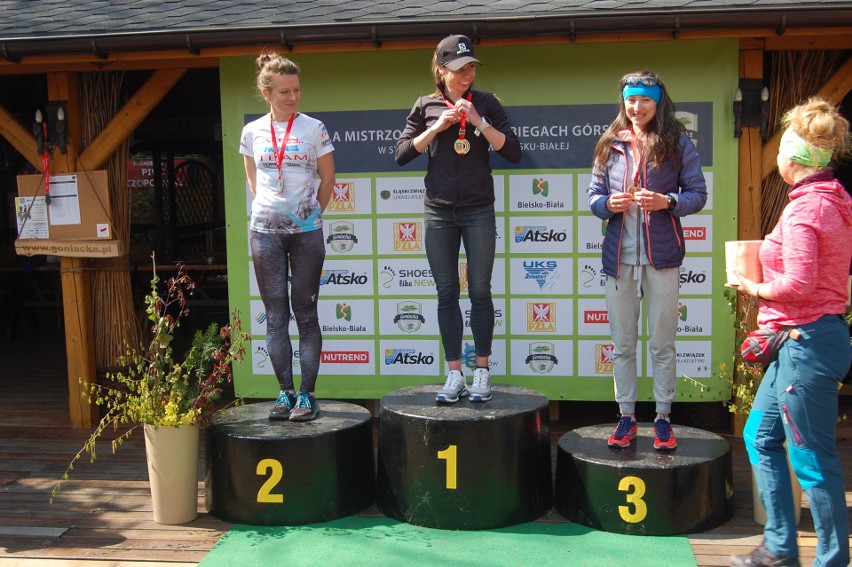 Świetny start zawodników LKB Rudnik na mistrzostwach Polski w biegach górskich. Złoto zdobyli Sylwester Lepiarz i Martyna Kantor [ZDJĘCIA]