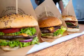 Ruch w fast foodach spada. Czy restauracje przegrają ze zdrowym odżywianiem?