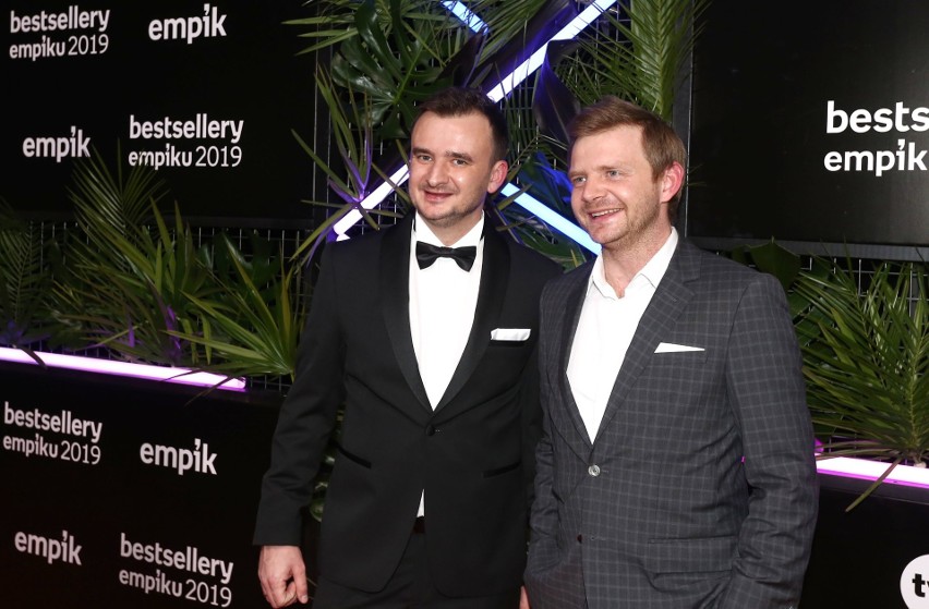 Odkrycia i Bestsellery Empiku 2019: Kto otrzymał nagrody? Zdjęcia, wideo, wyniki, laureaci - lista. Gwiazdy na czerwonym dywanie