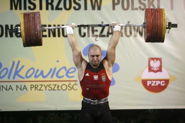 Bartłomiej Bonk, najlepszy zawodnik polkowickiego rzutu. Uzyskał 390 kg (180+210) w dwuboju i 429,5 punktów w klasyfikacji Sinclaira.