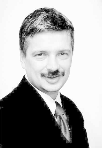 dr. Robert Gwiazdowski