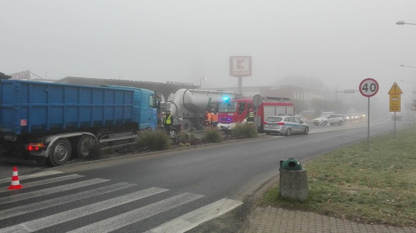 Groźny karambol w Brodnicy. Trwają utrudnienia w ruchu...