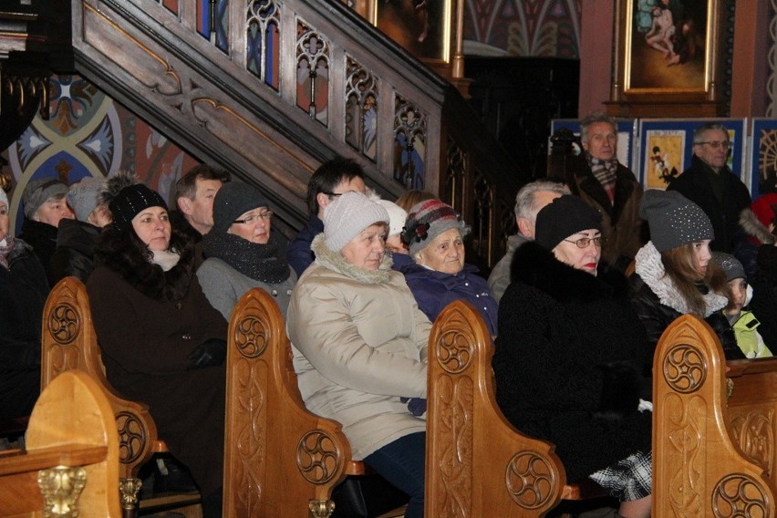 Koncert kolęd i pastorałek w dąbrowskiej bazylice NMP...