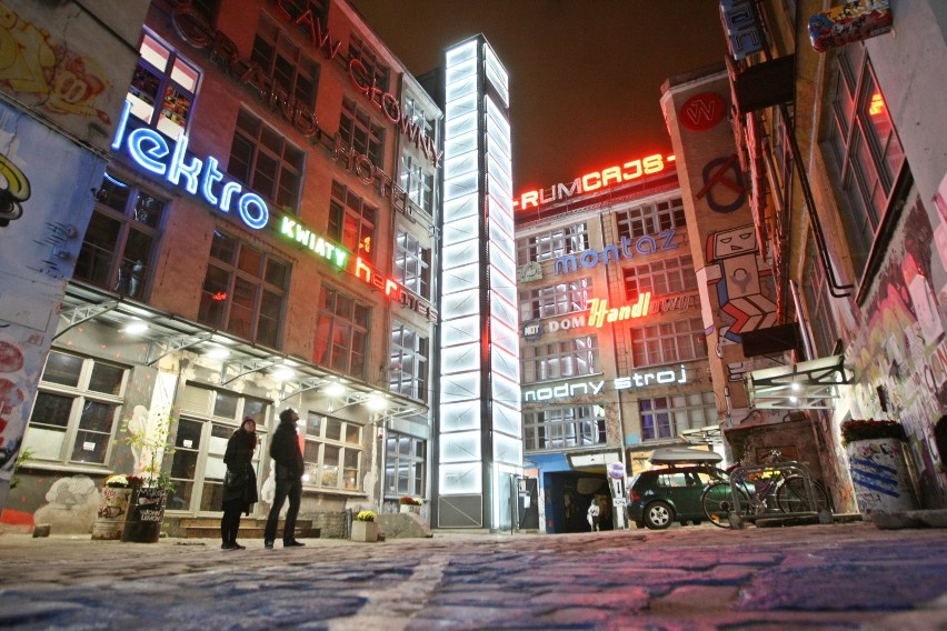 Galeria neonów przy ul Ruskiej przestaje istnieć