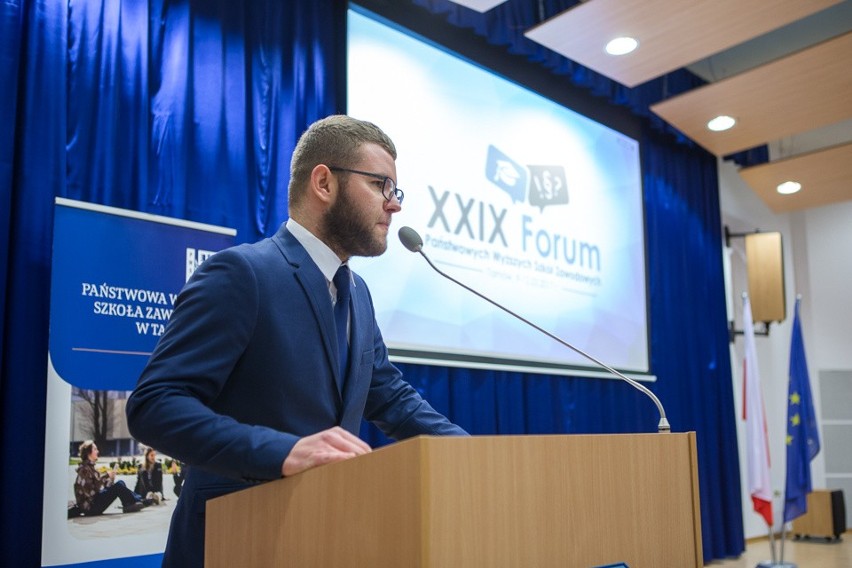 Tarnów. Minister Jarosław Gowin spotkał się ze studentami 